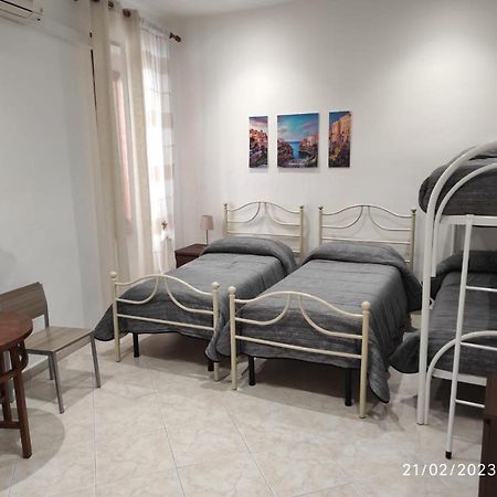 Residenza La Casa Di Pierino Apartment Bari Exterior photo
