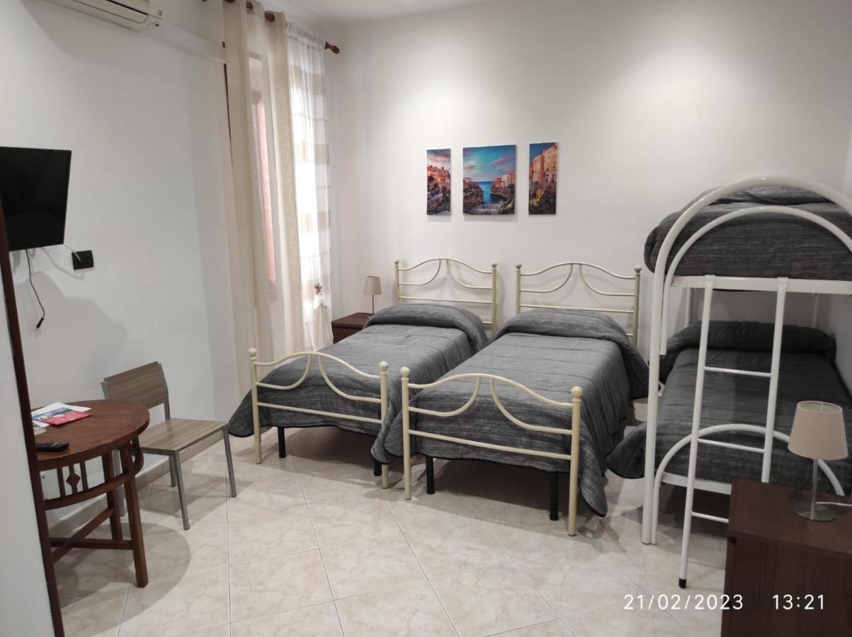 Residenza La Casa Di Pierino Apartment Bari Exterior photo